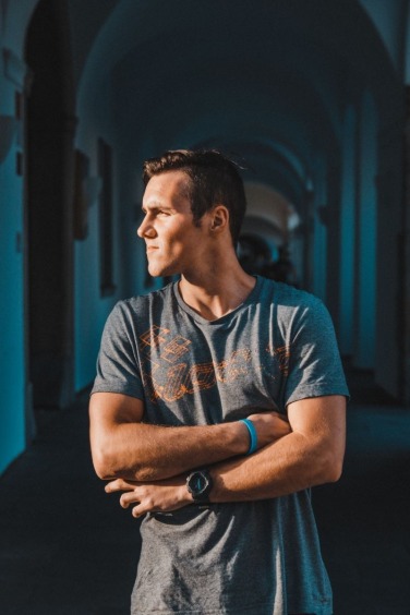 gallery/cristian-lozan-371397-unsplash